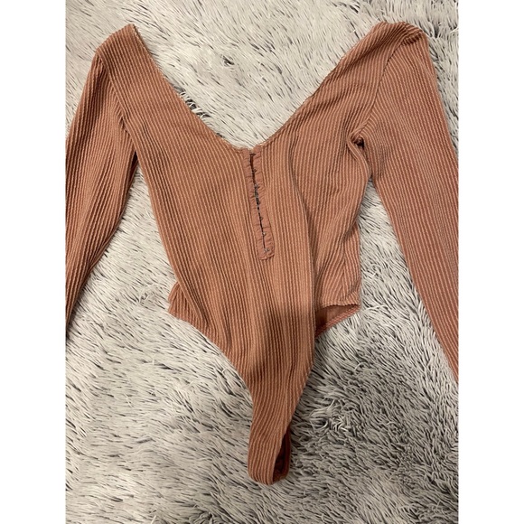 Urban outfitter bodysuit - Picture 10 of 11